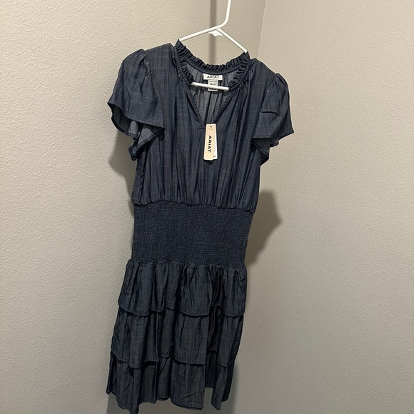 Ariat smocked dark denim ruffle dress. NWT - Picture 4 of 10